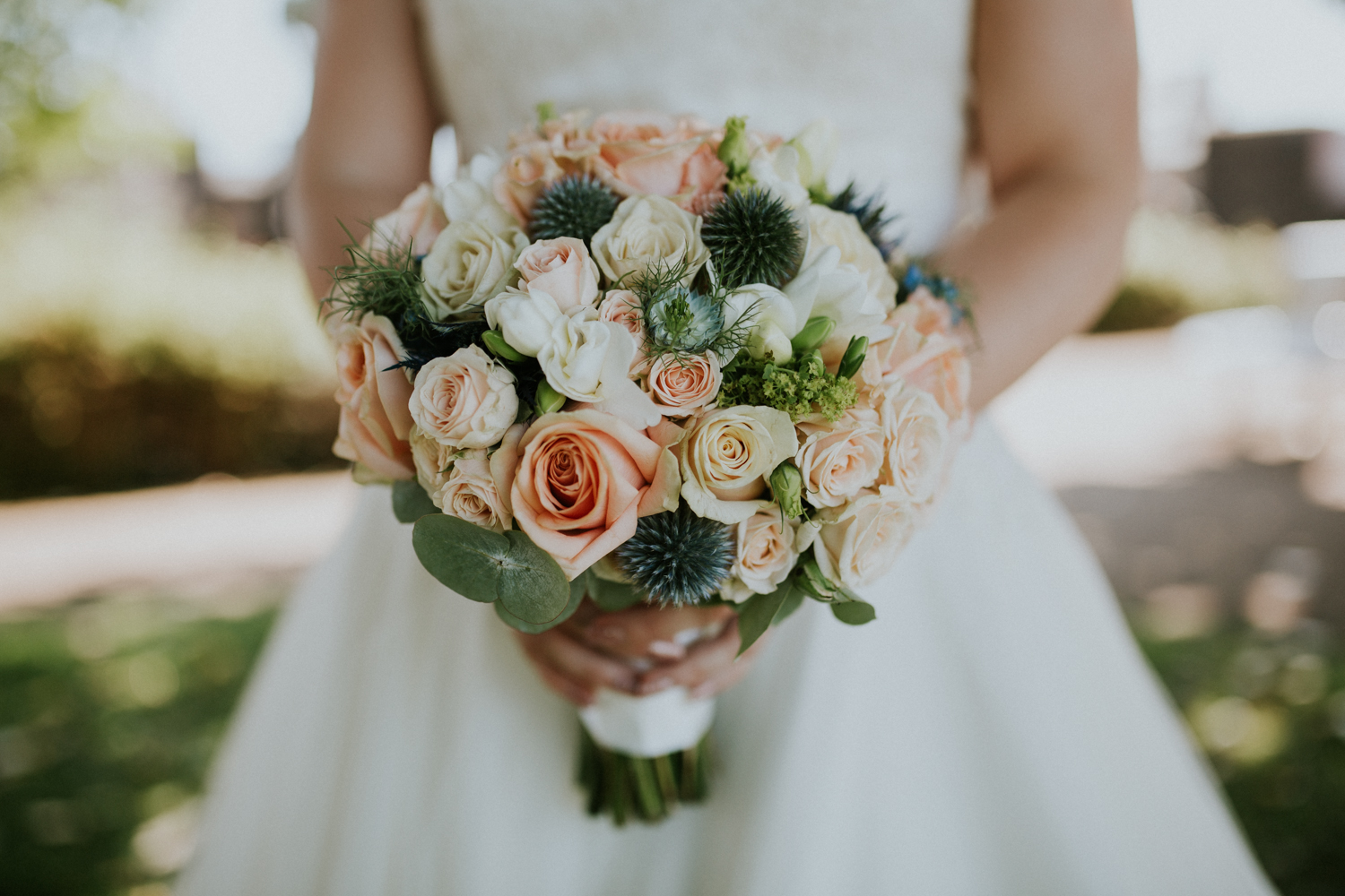 bride flower bouquet