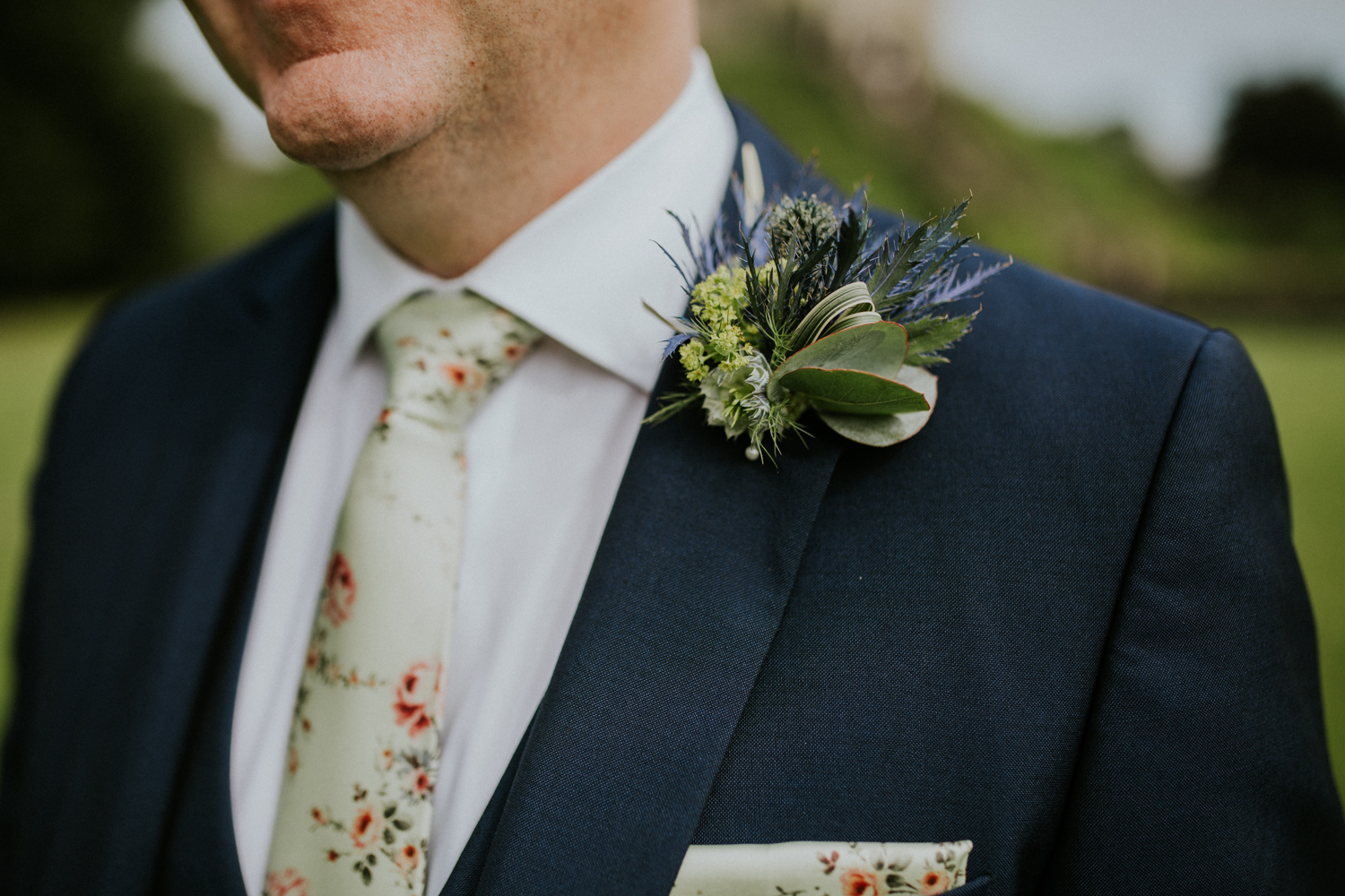 groomsman flower details