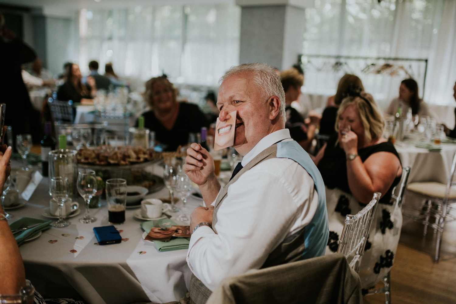 funny wedding guests