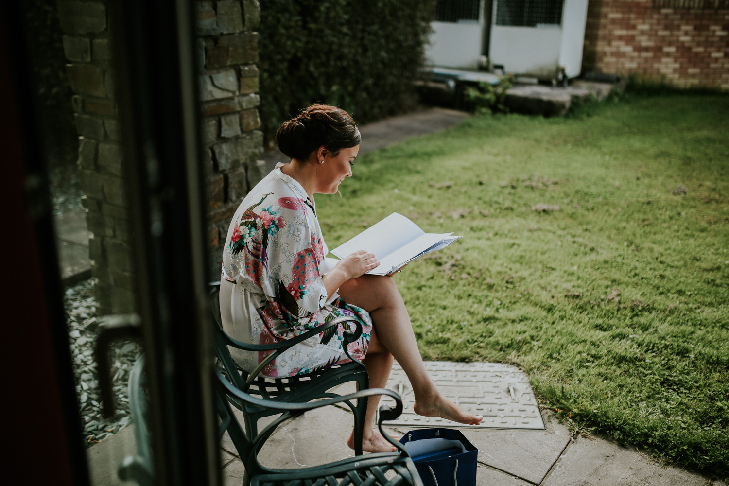 bride reading letter from groom