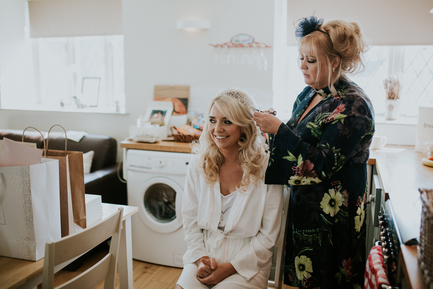 bride having her hair done