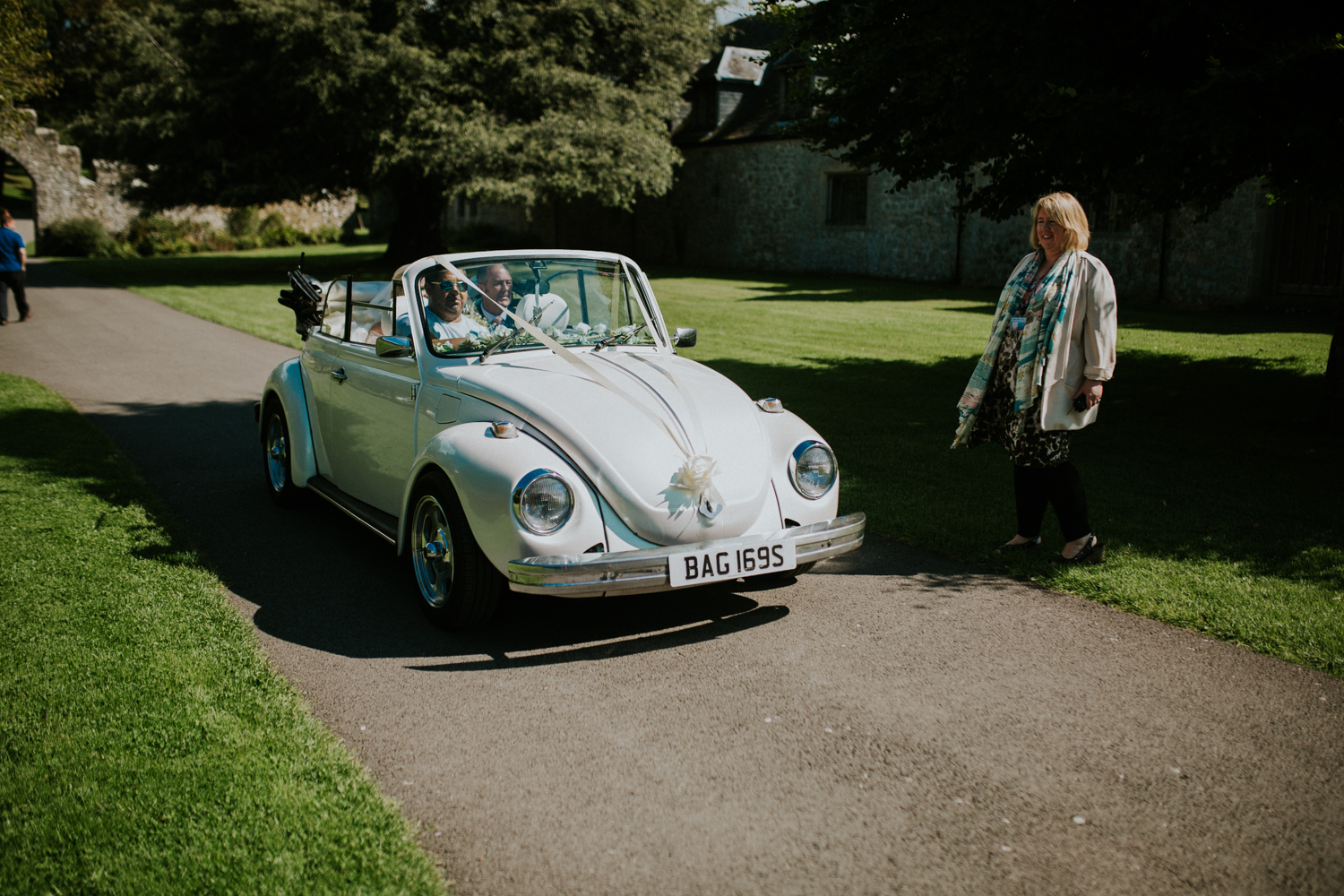 car arriving at st donats castle