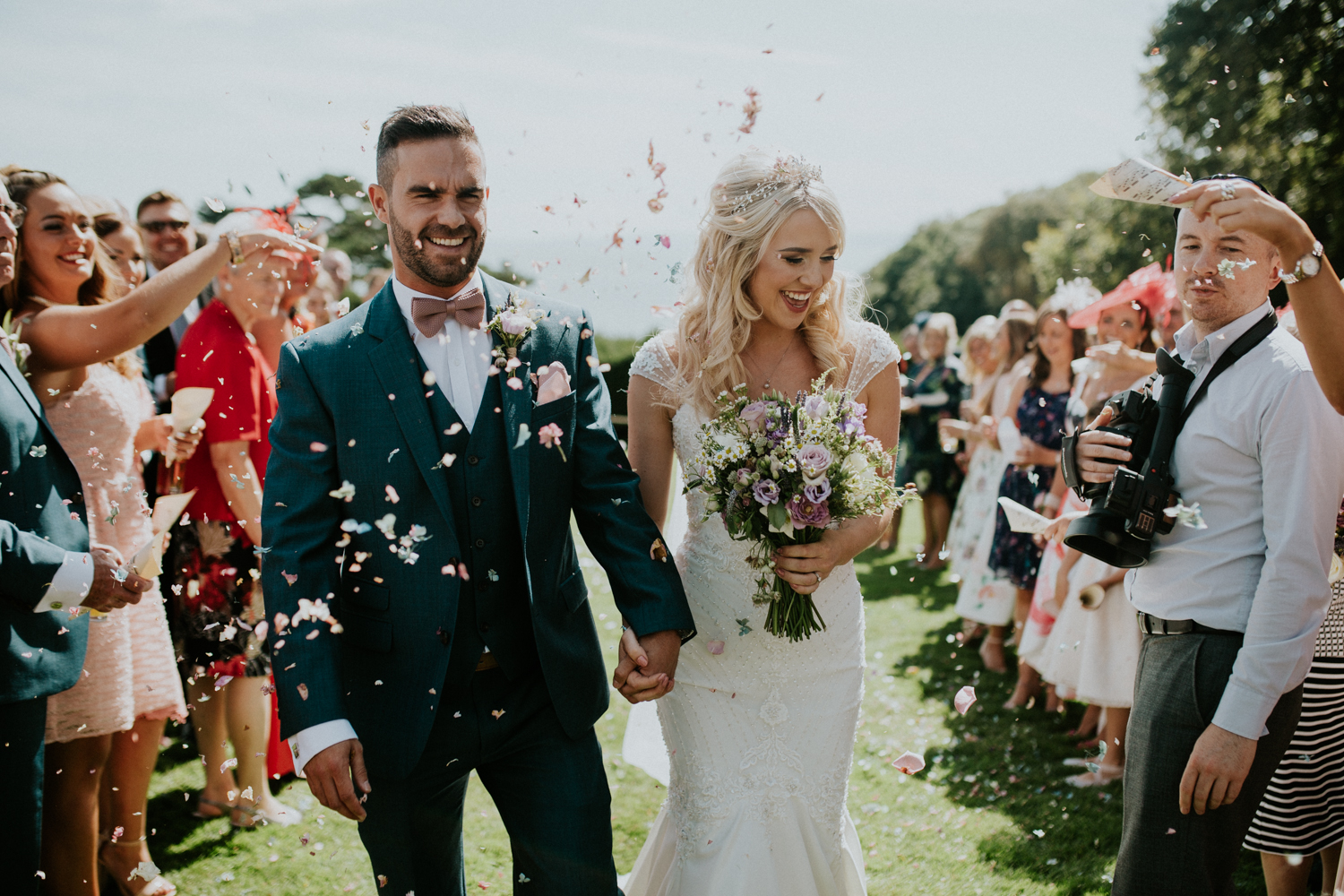 bride and groom confetti