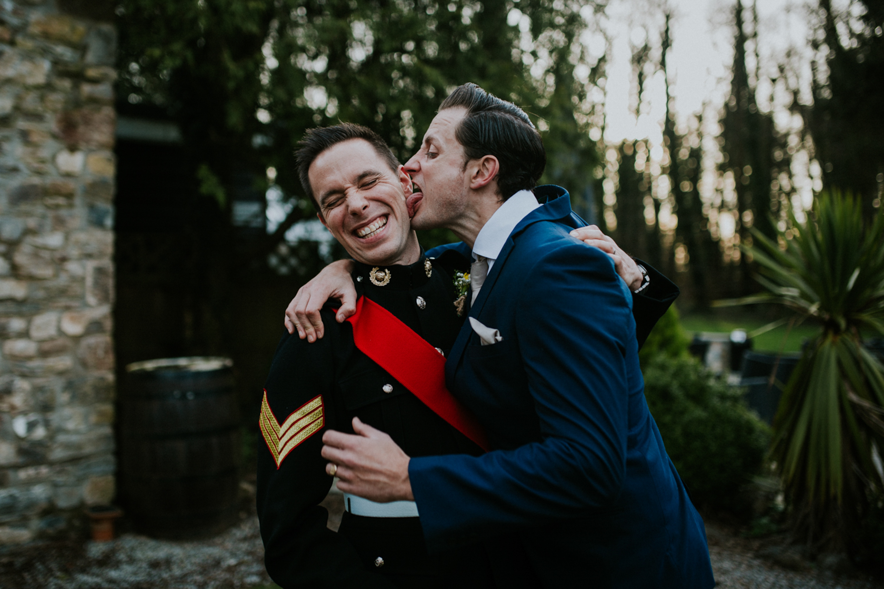 groom and best man