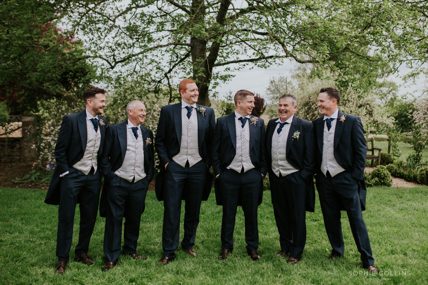 groomsmen 