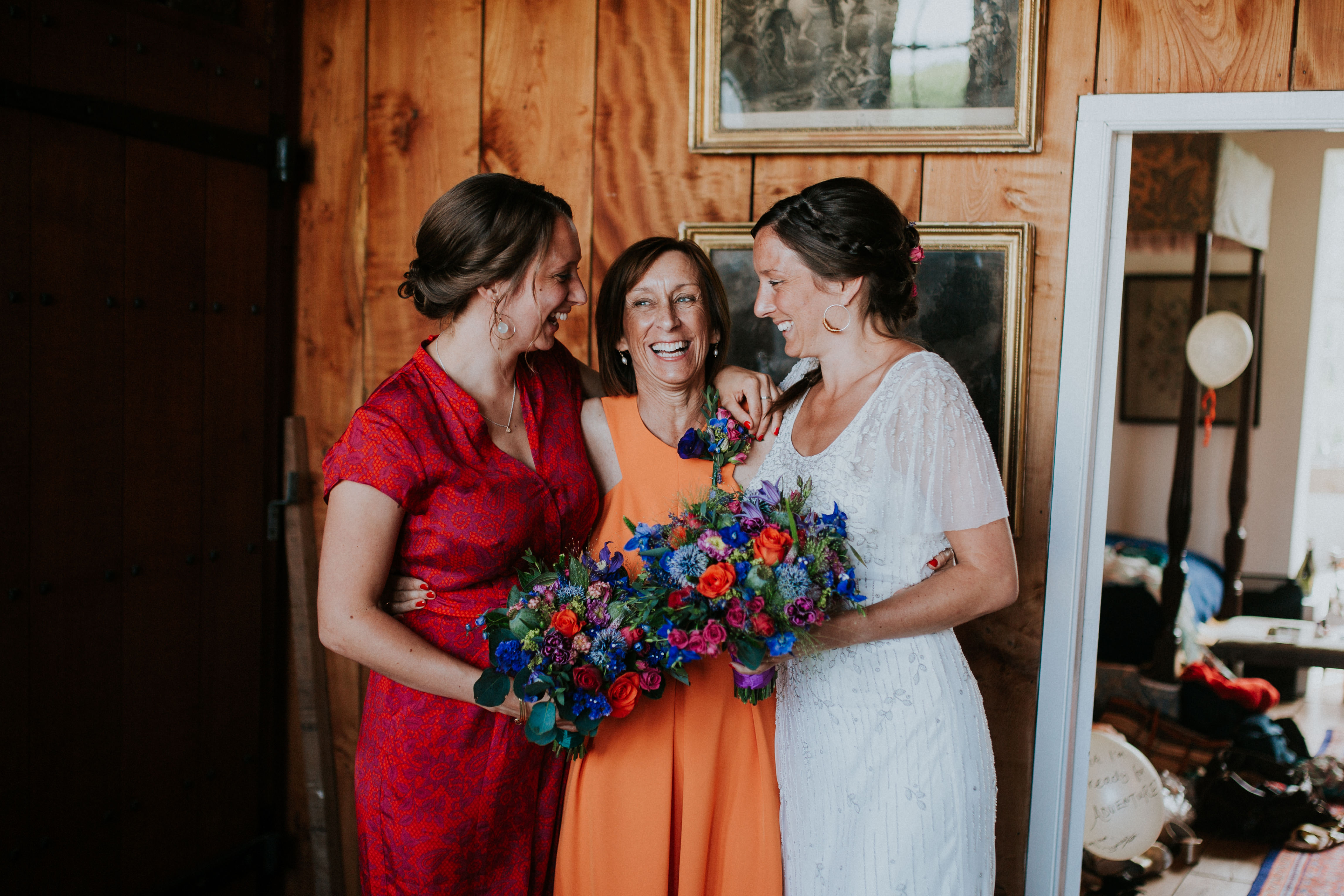 bride, sister and mother 