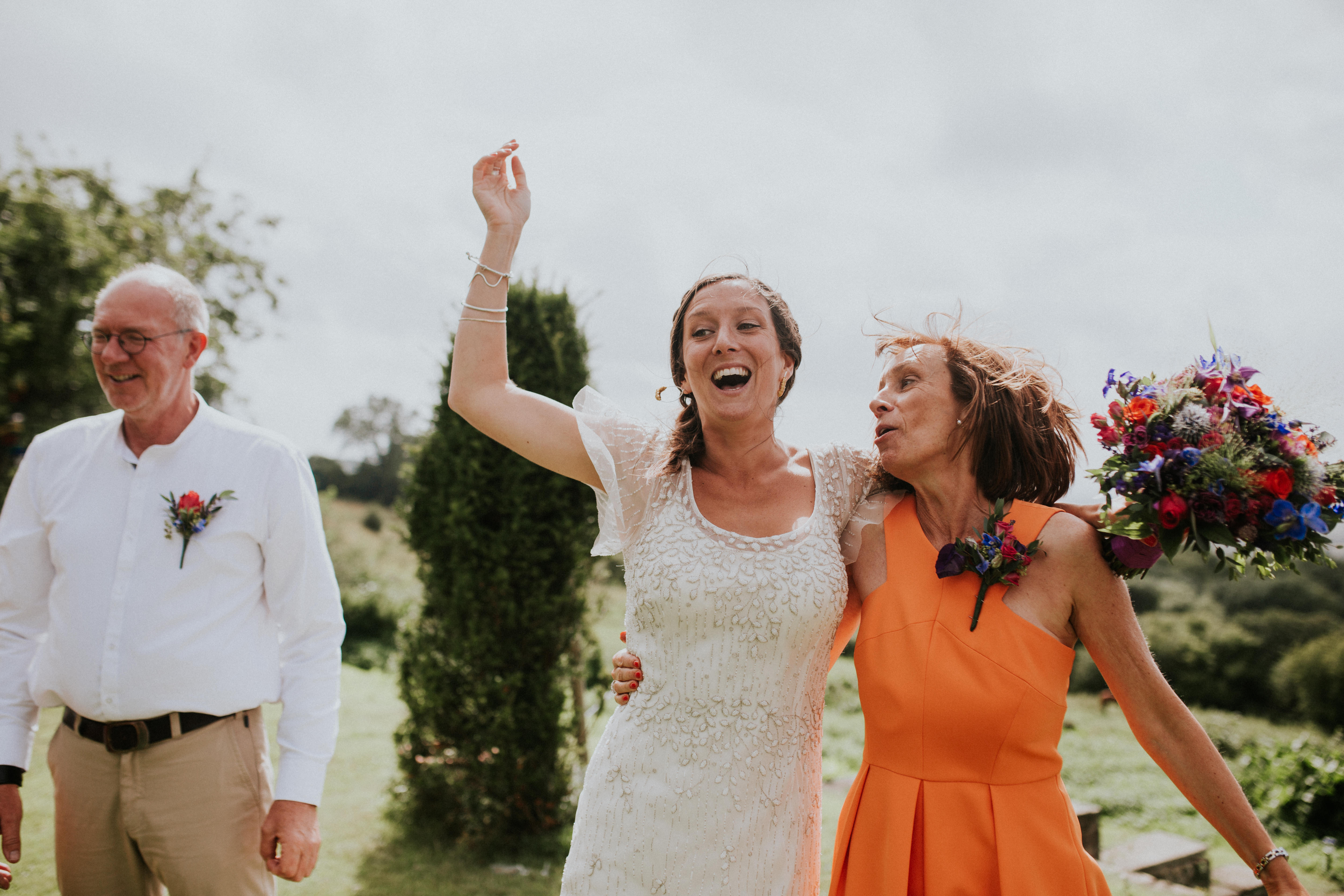 bride and mother 