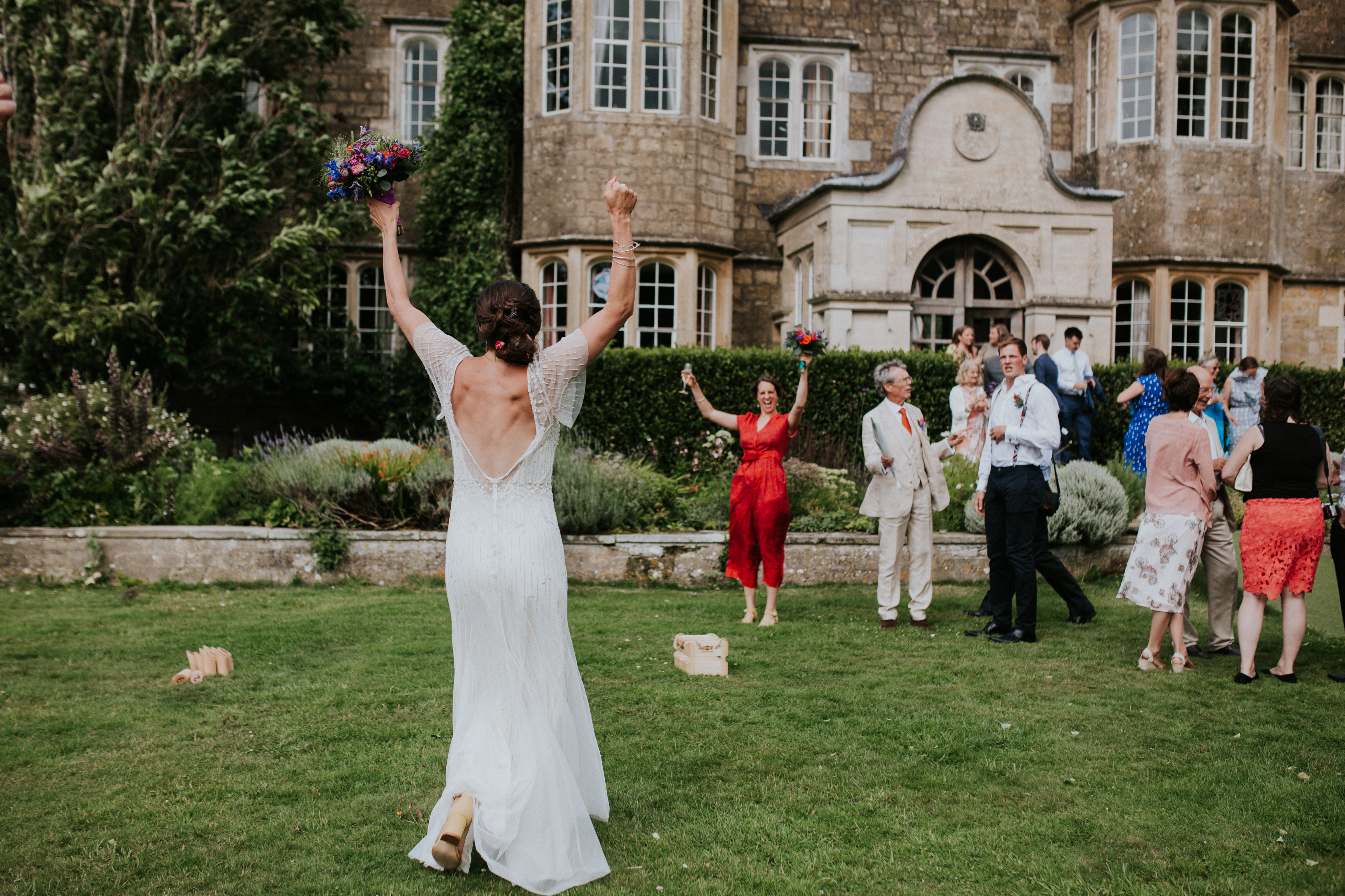 bride dancing 