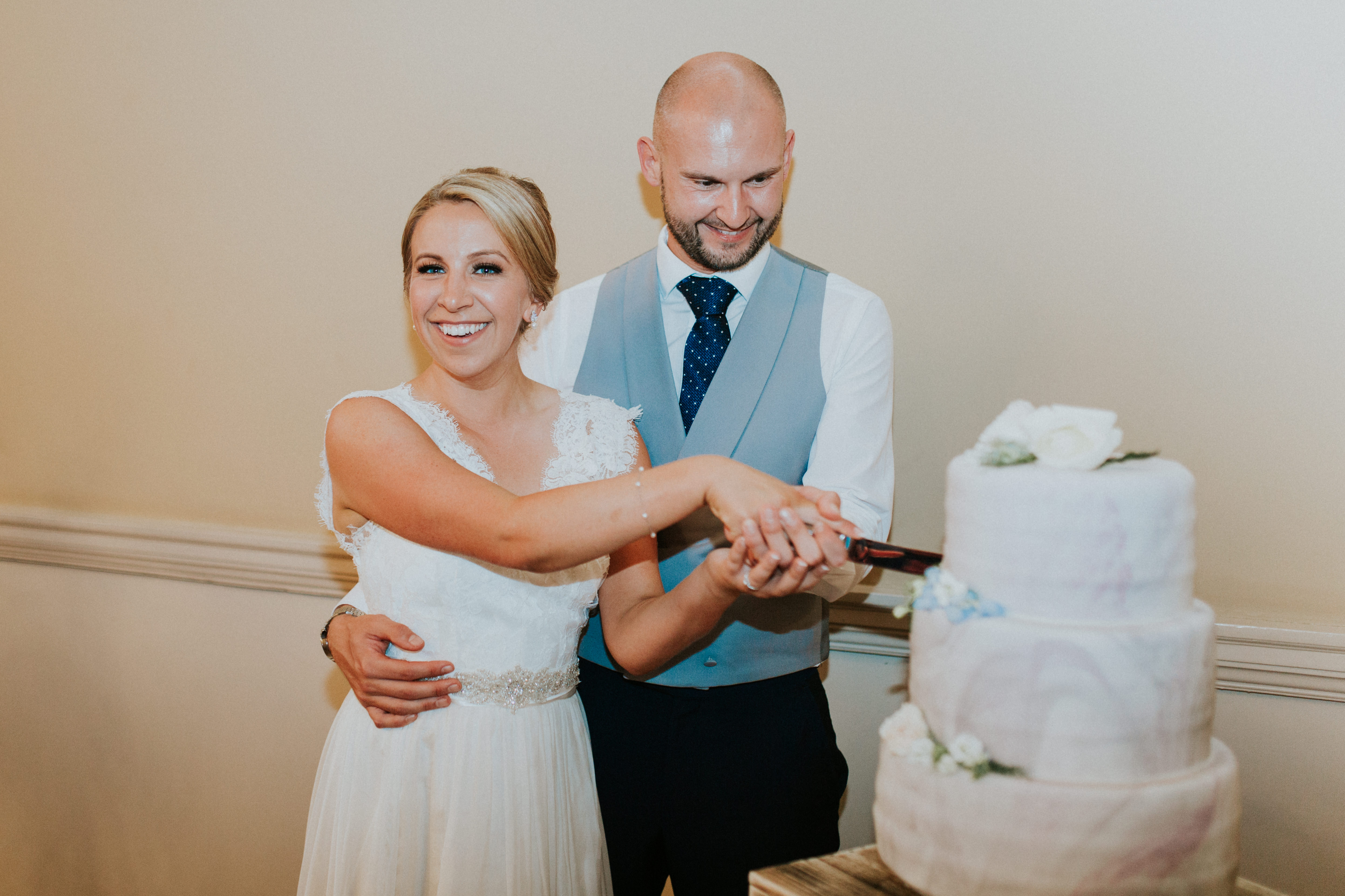 cutting the cake 