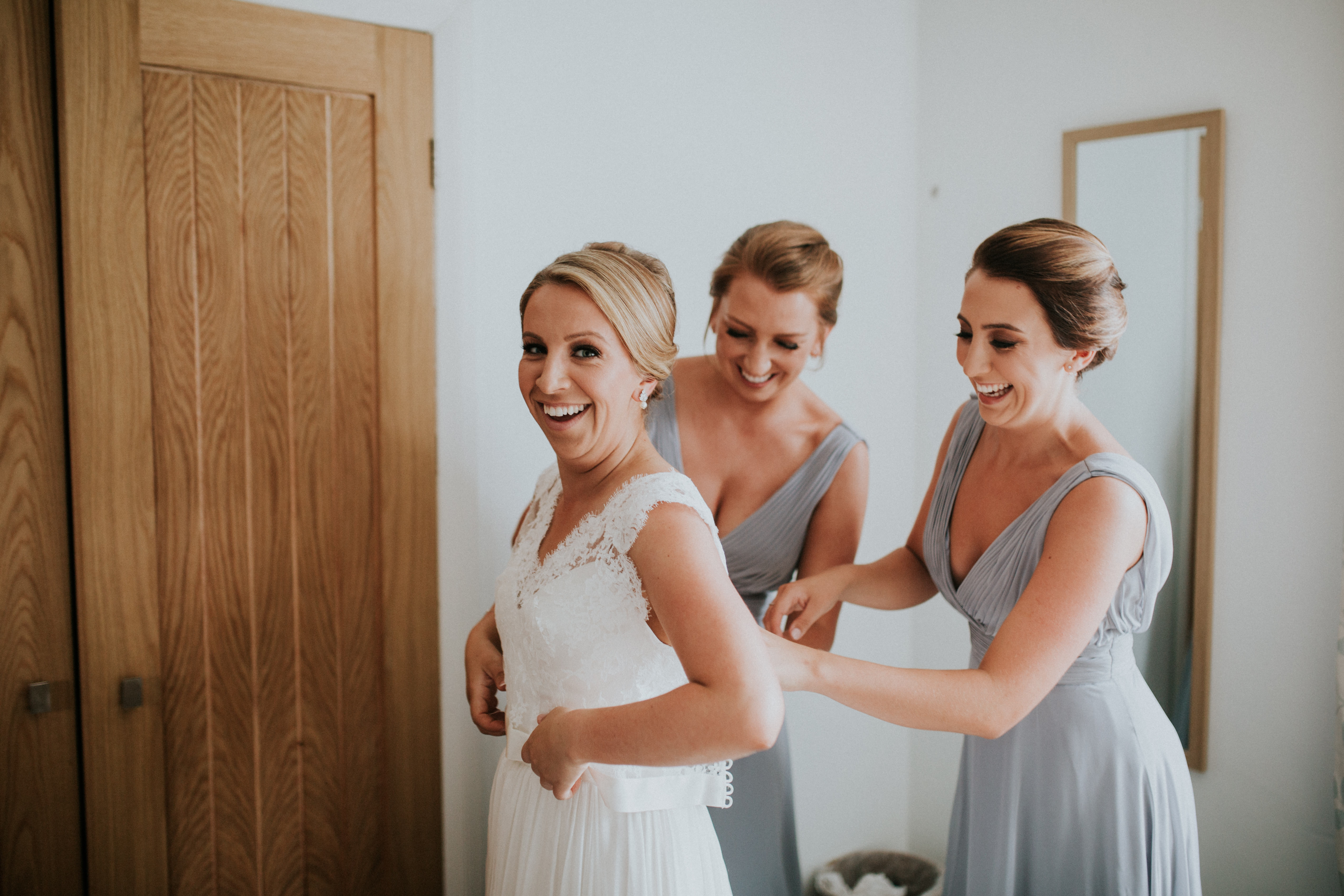 dressing the bride 