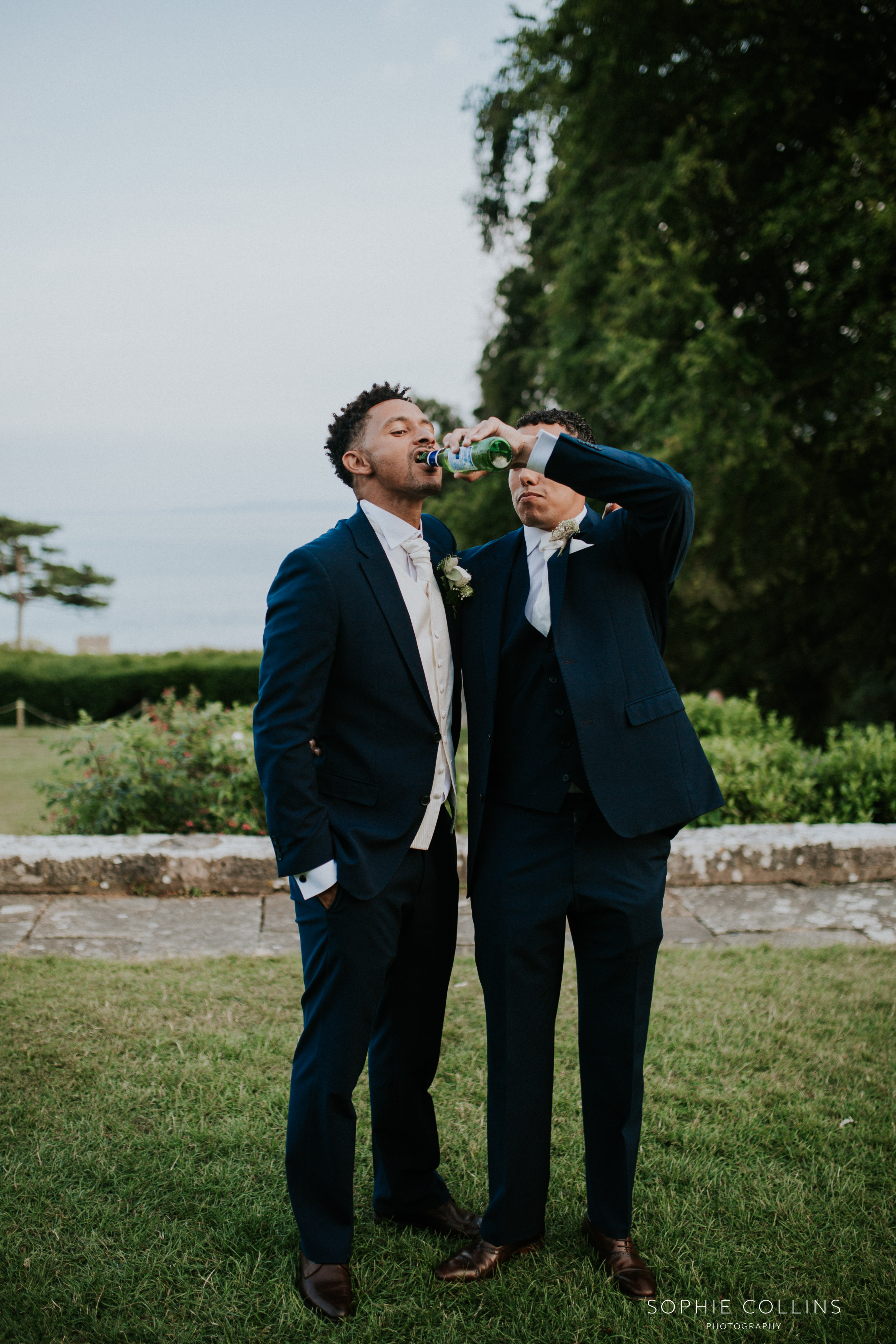 groom and best man 