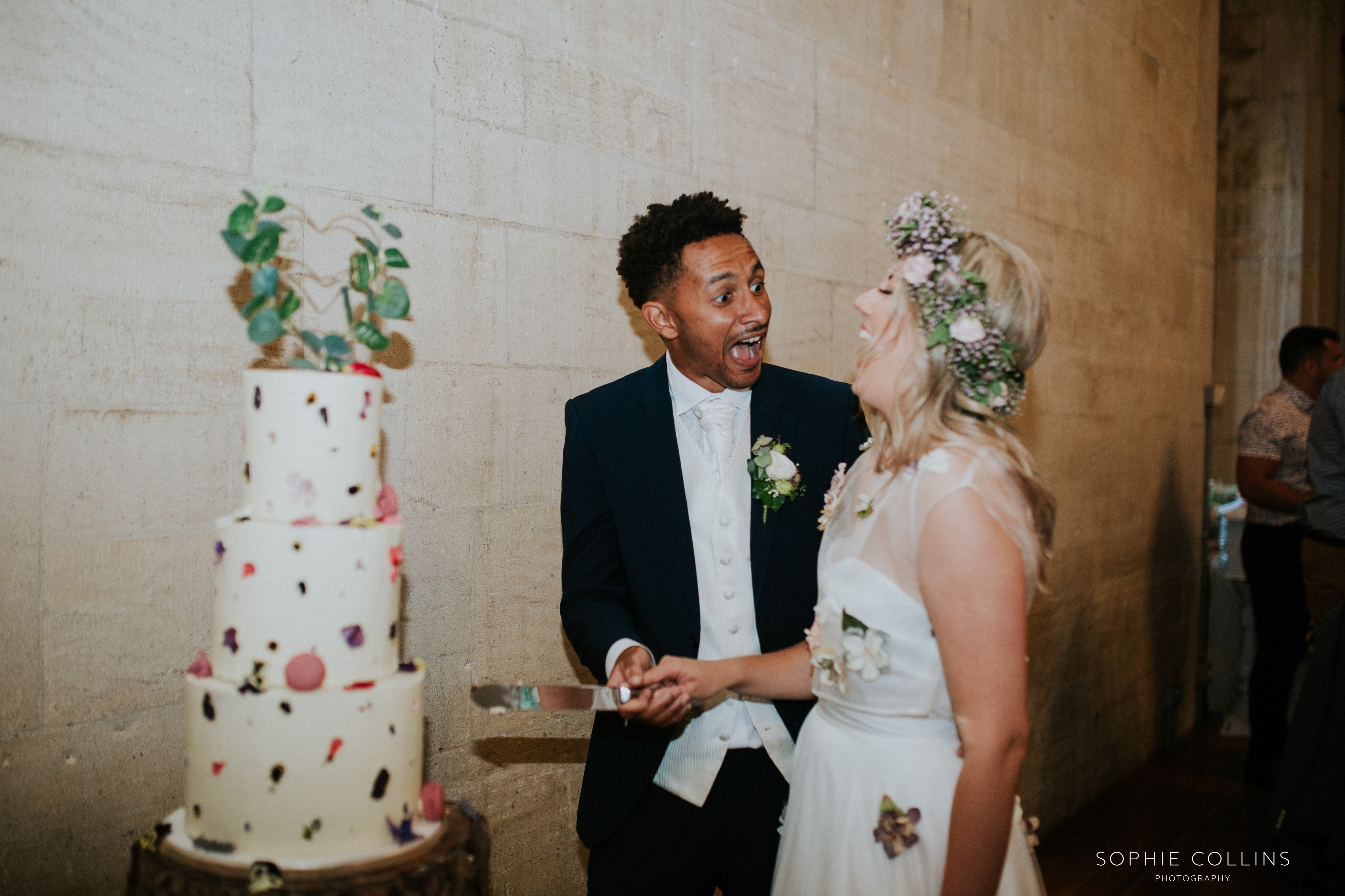 cutting the cake 