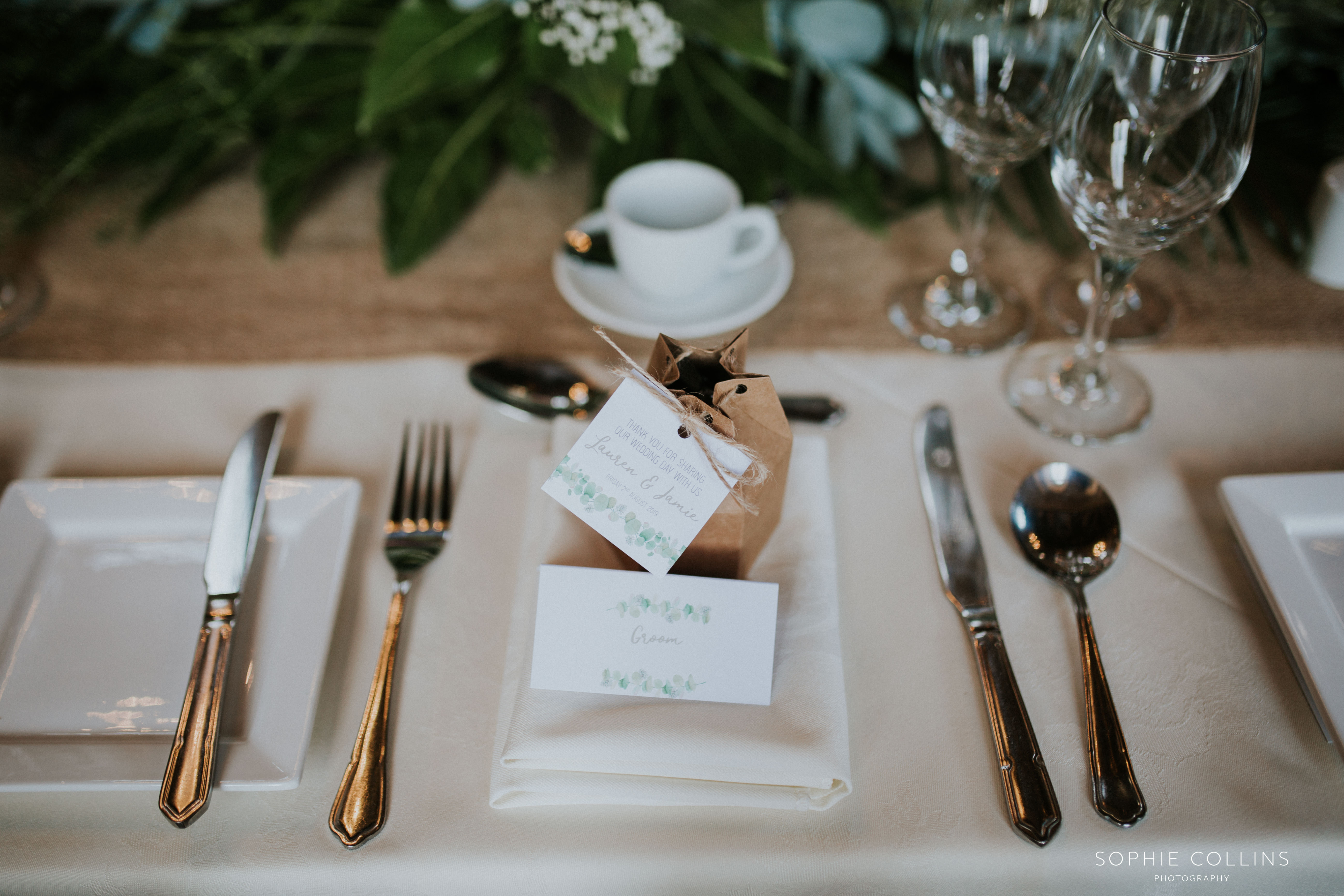 table setting 