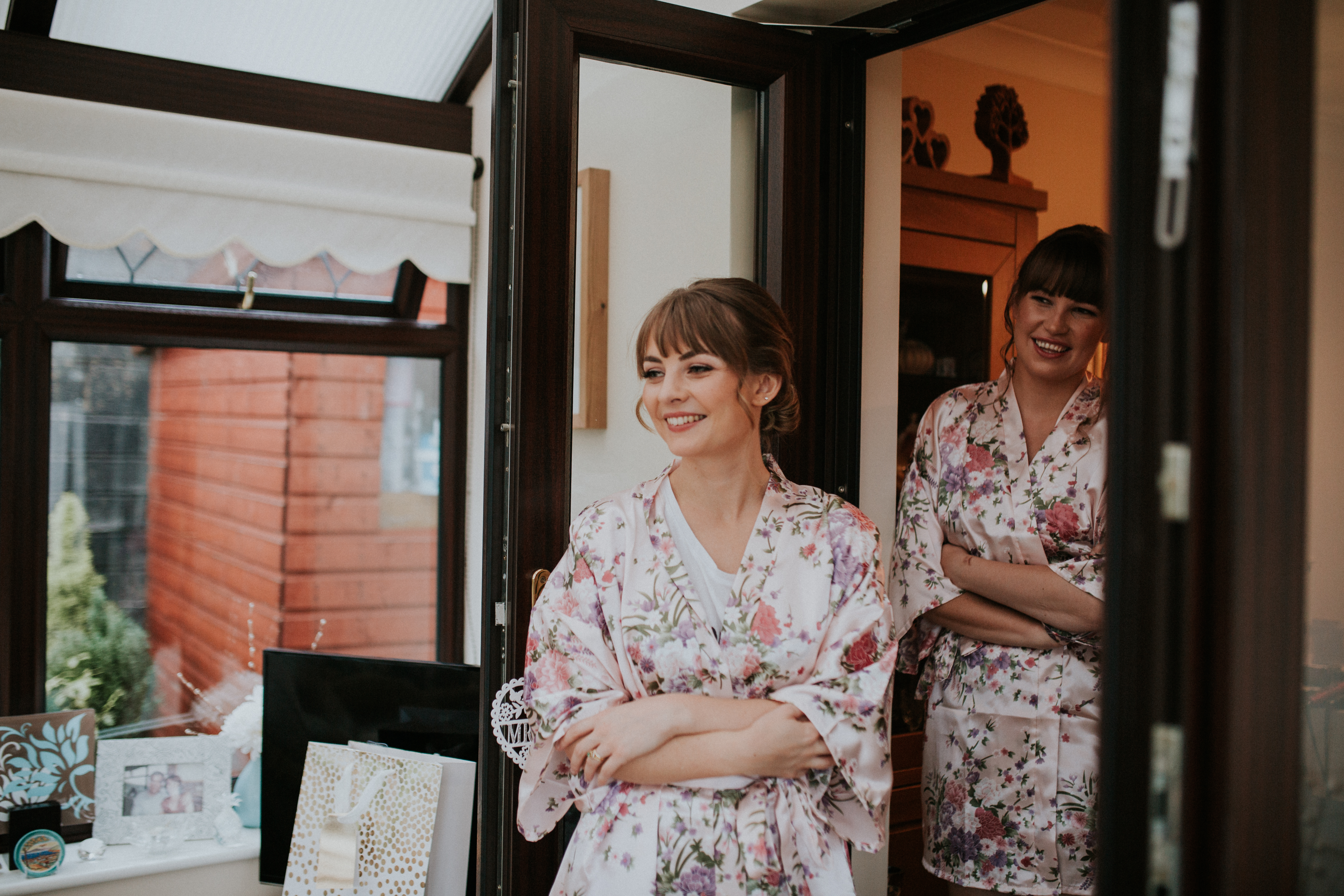 bridesmaids smiling 