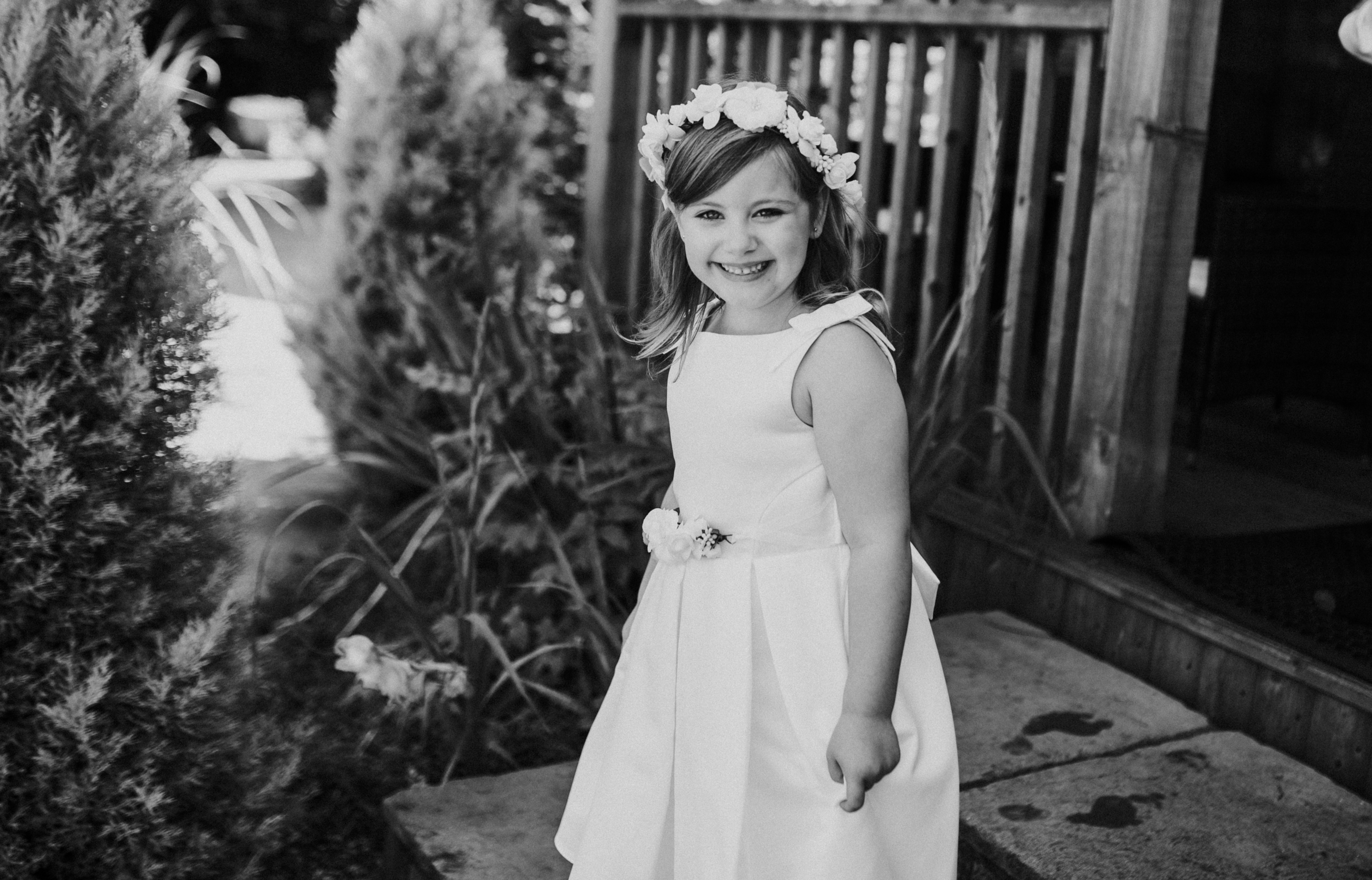 flower girl smiling