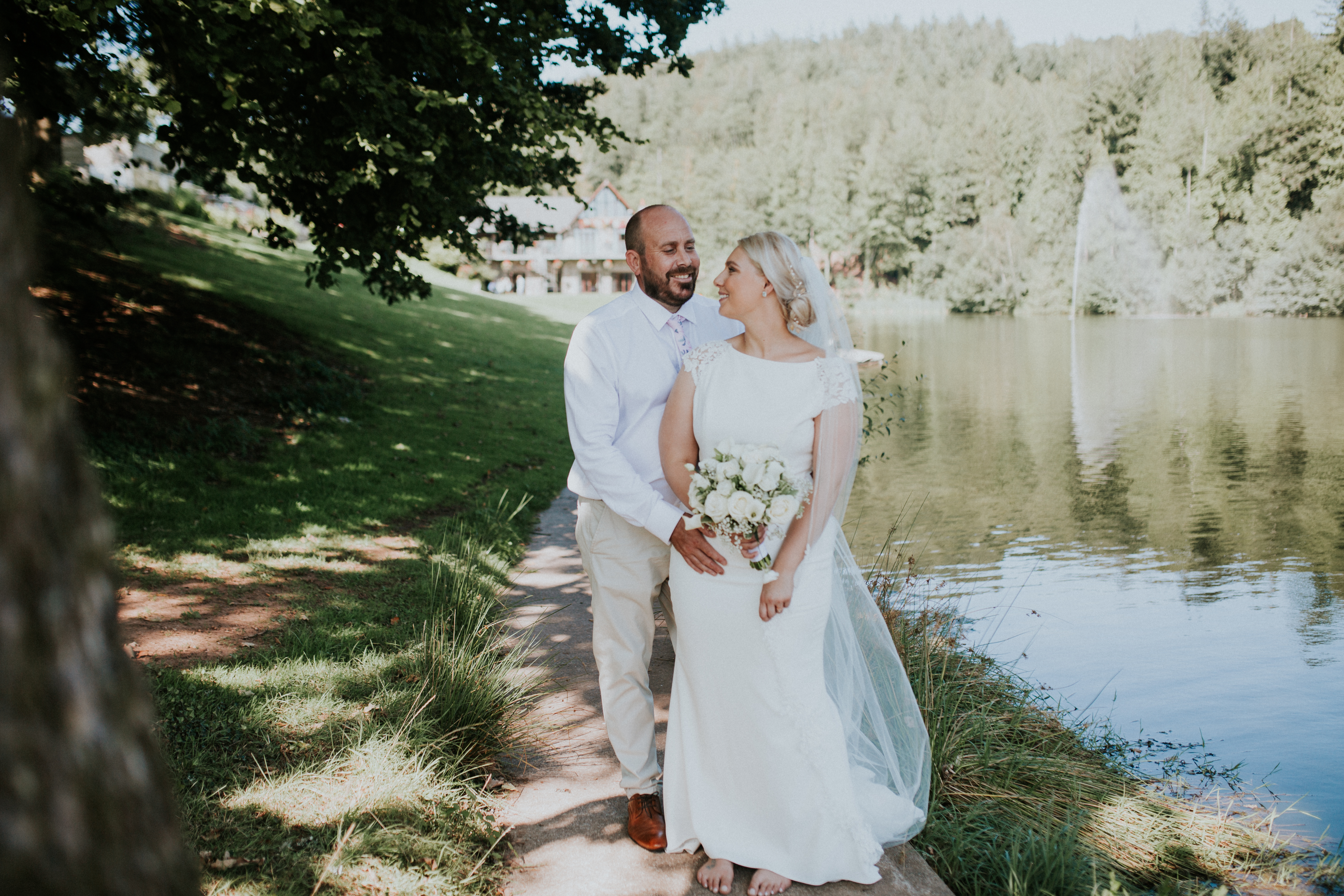 bride and groom portraits