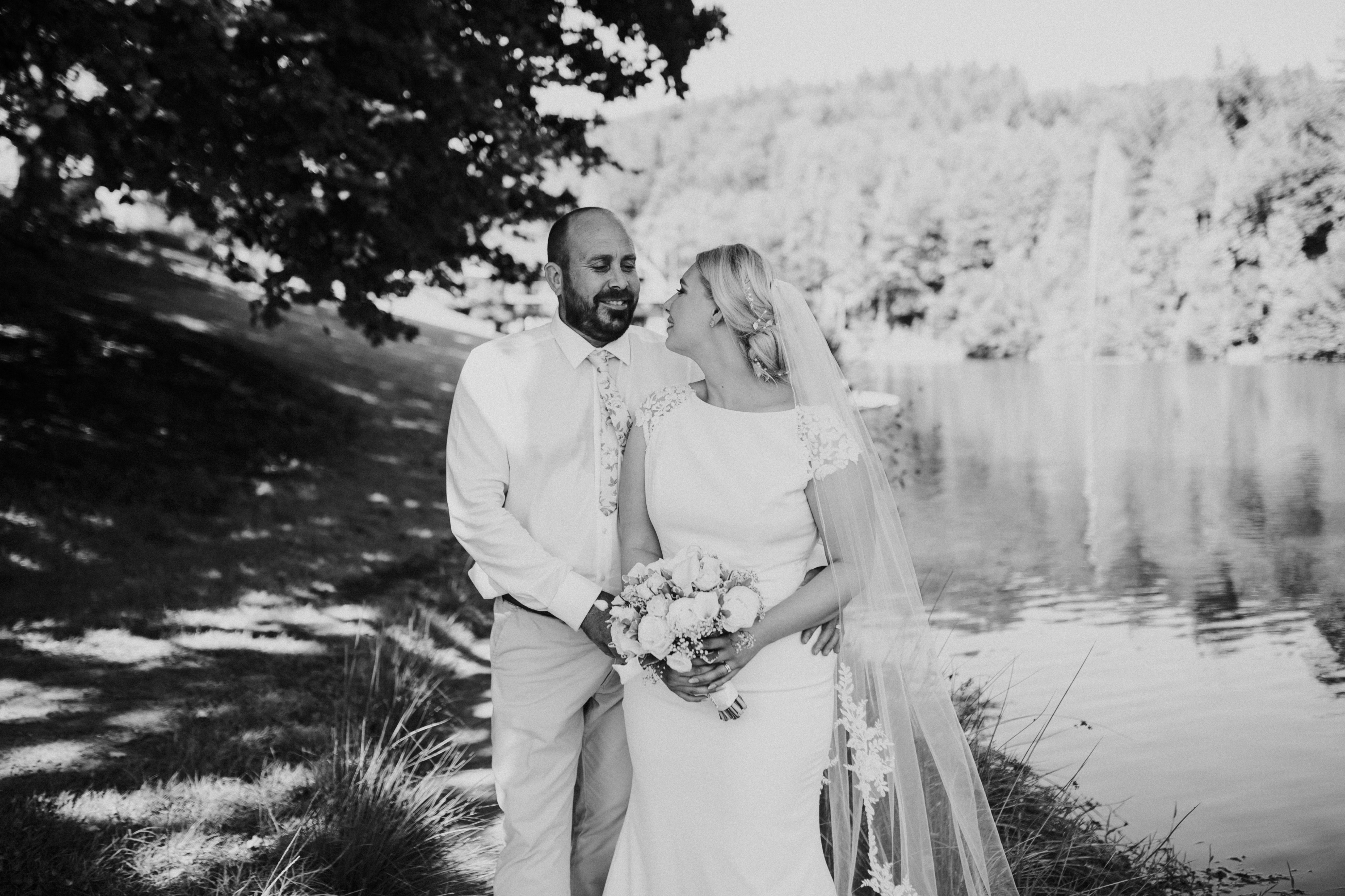 bride and groom portraits