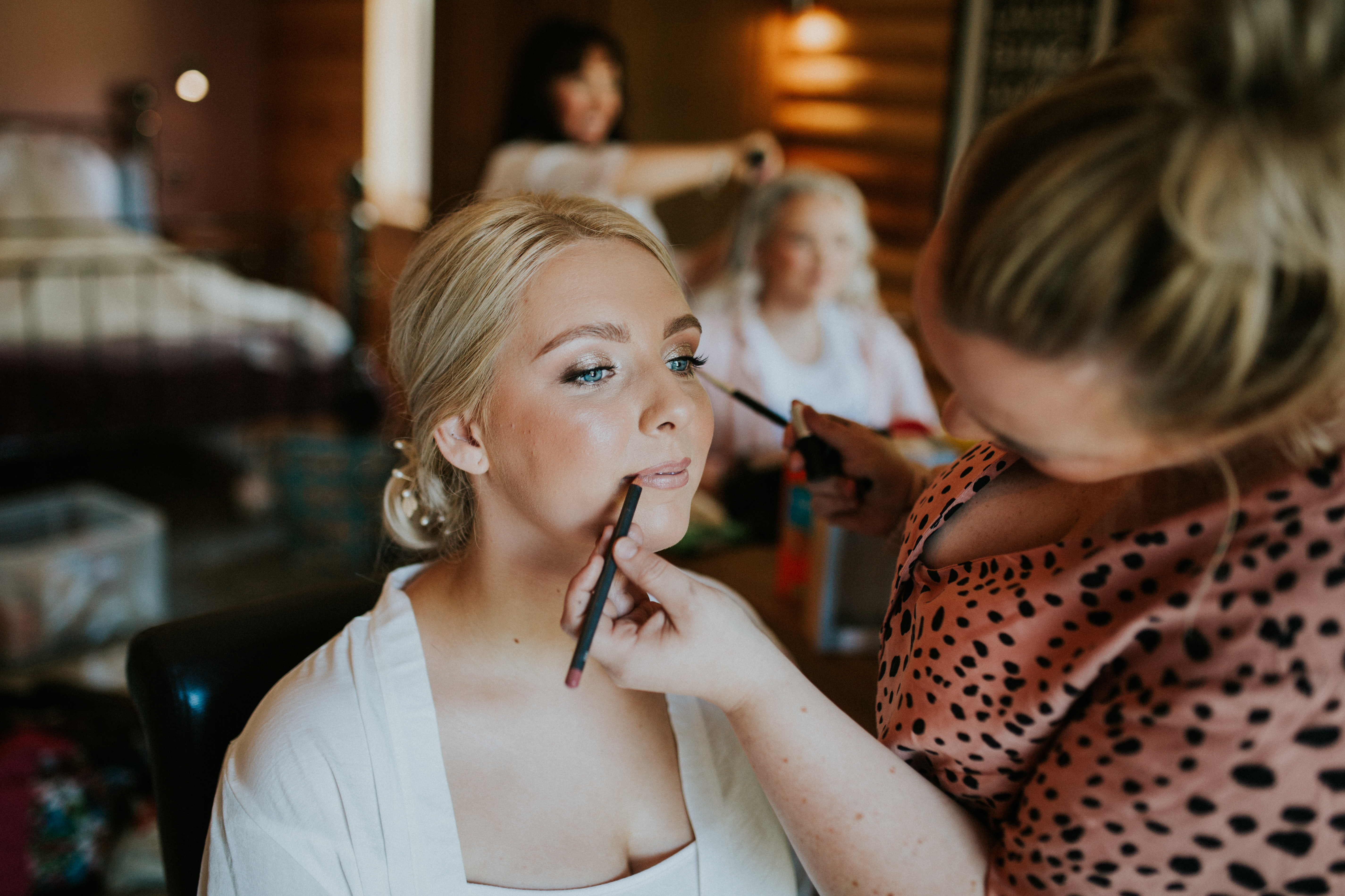 bride make-up