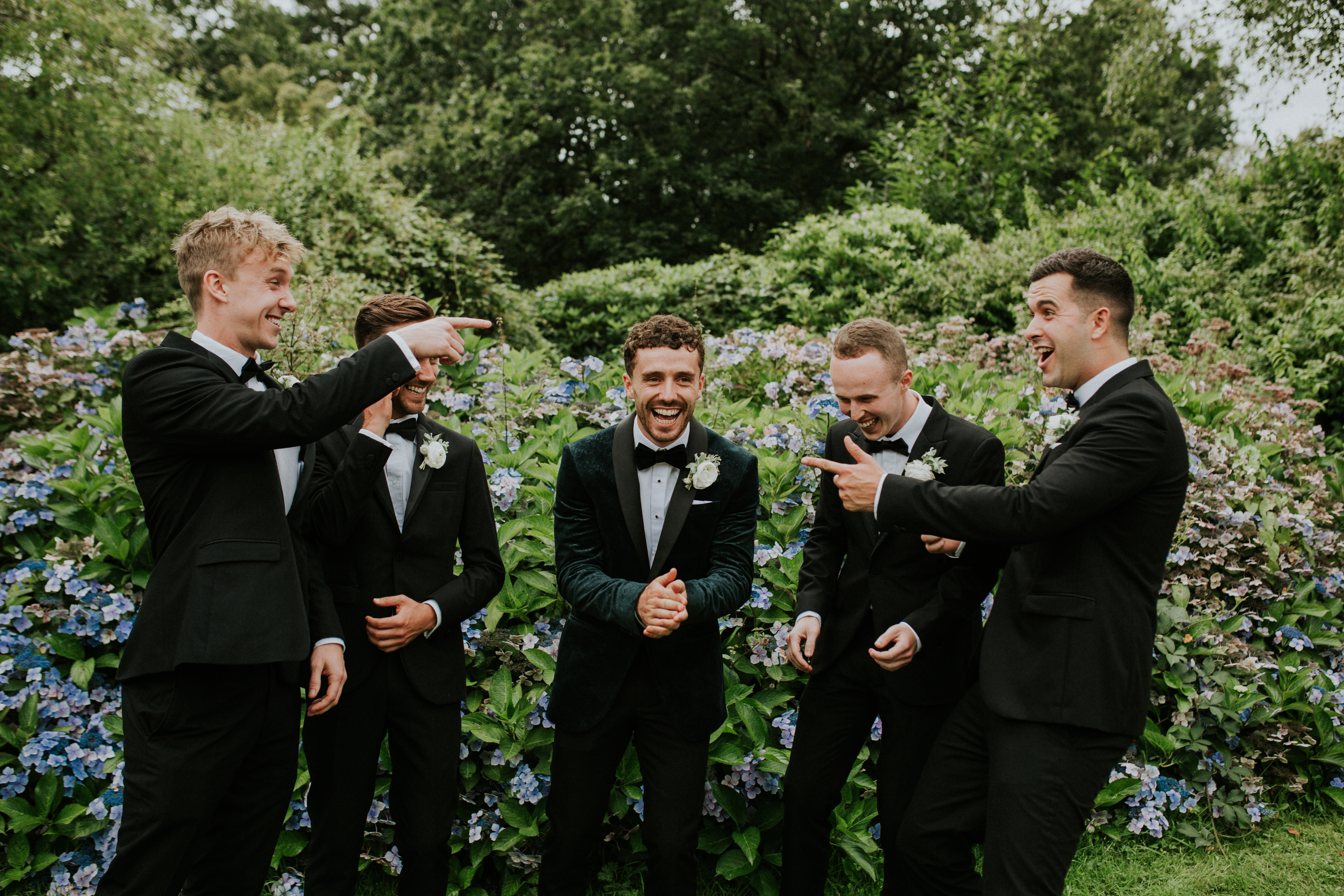 groomsmen 