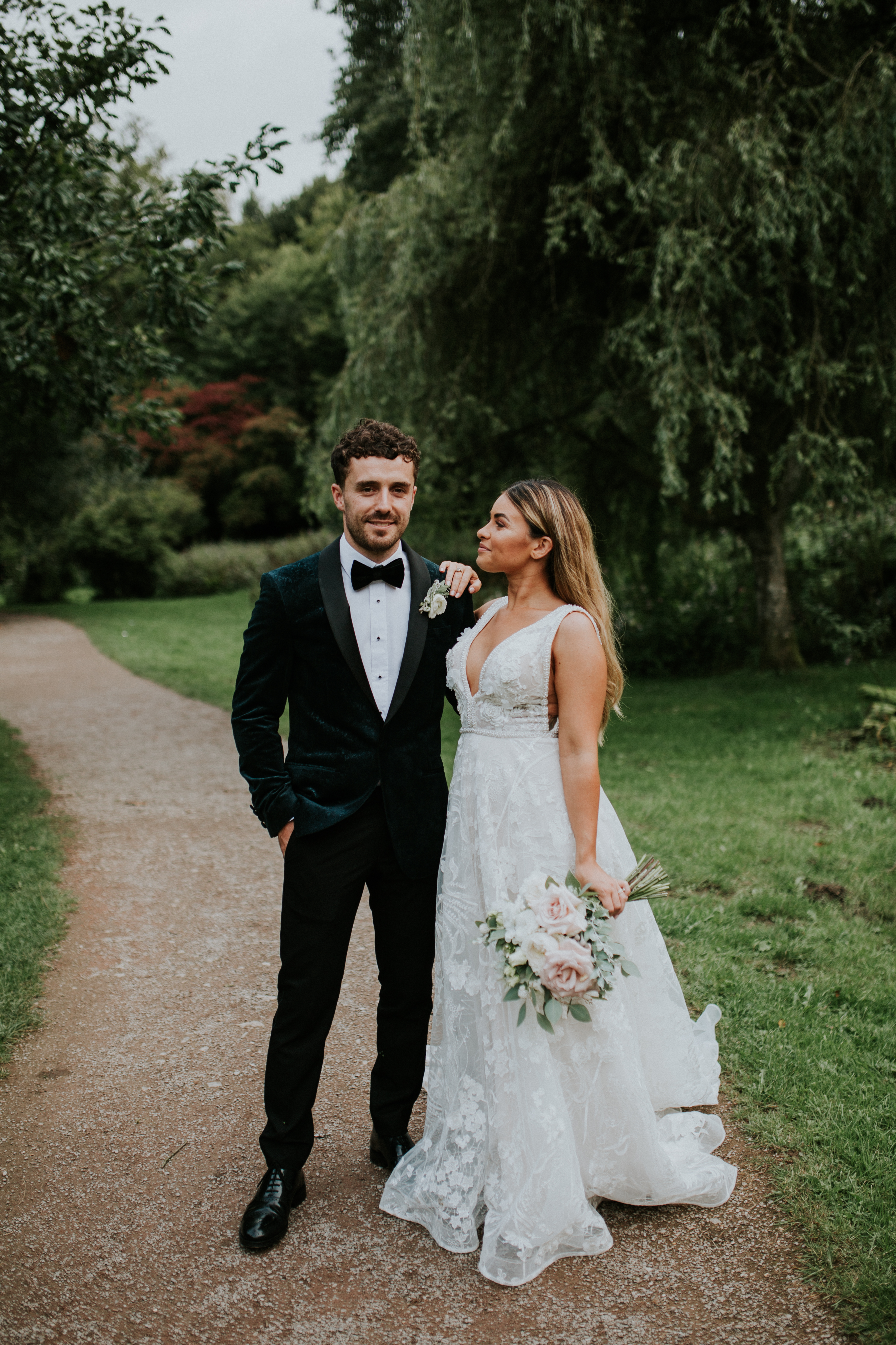 bride and groom portraits