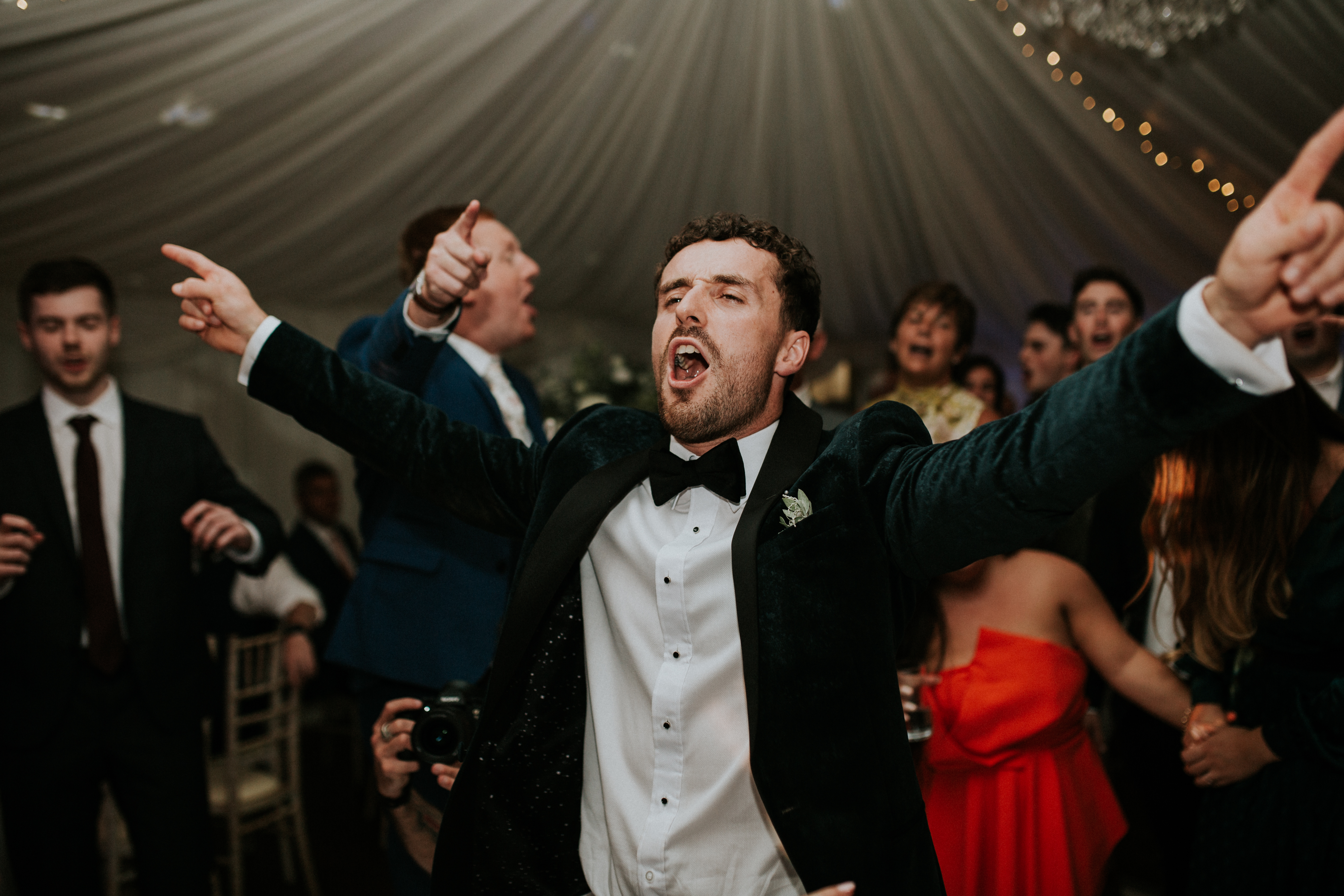 groom dancing 