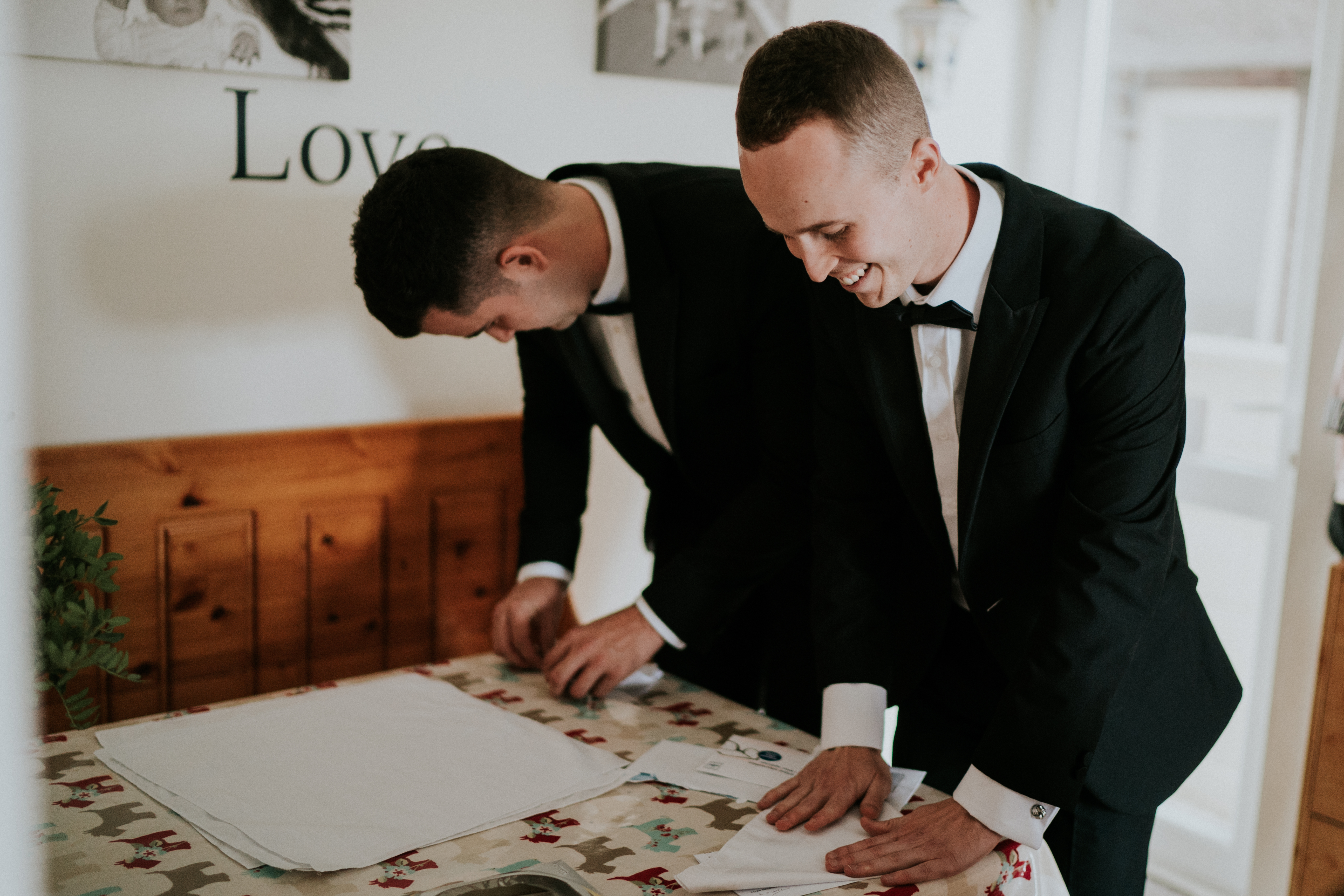 groomsmen 