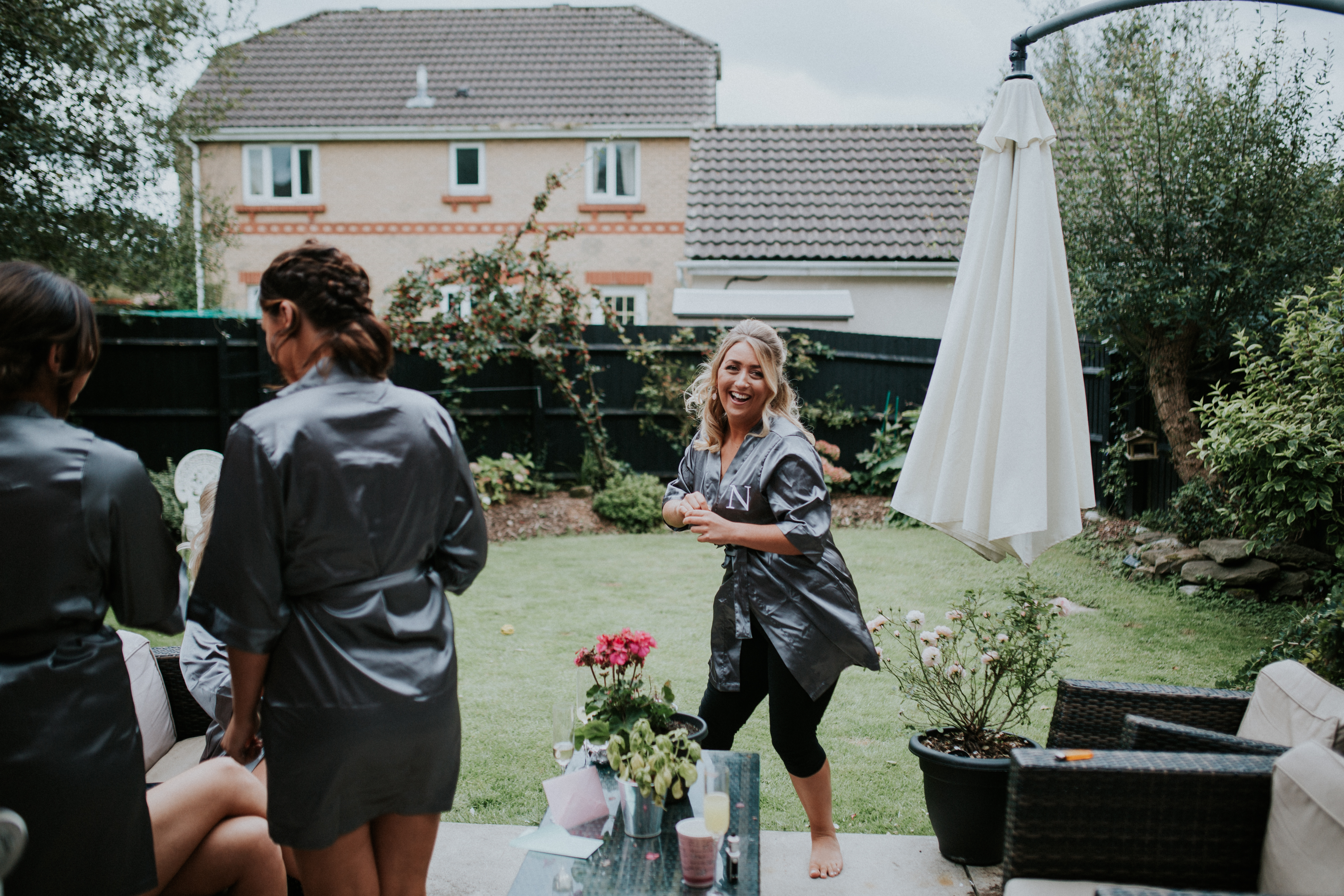 bridesmaids dancing 