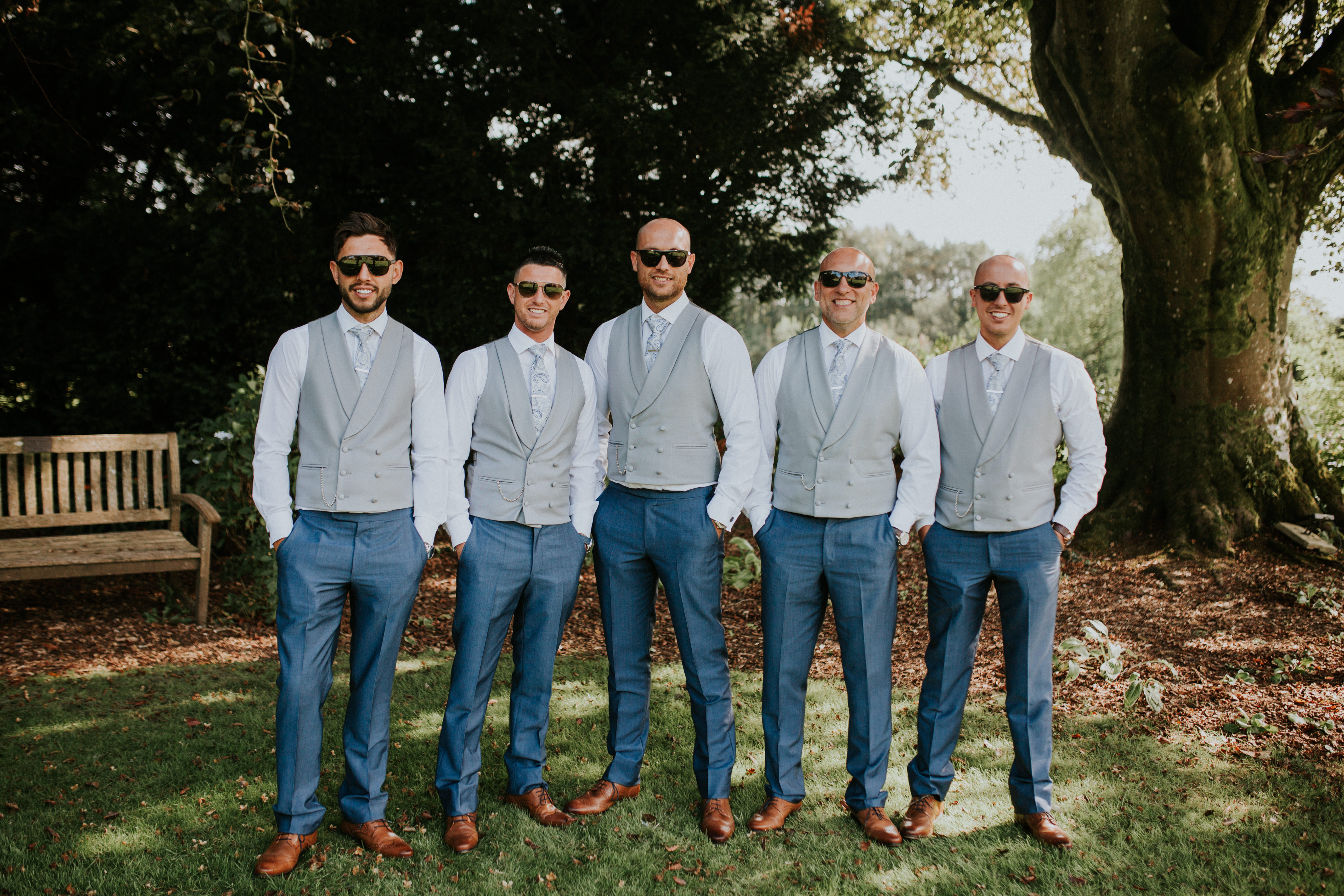 groomsmen 