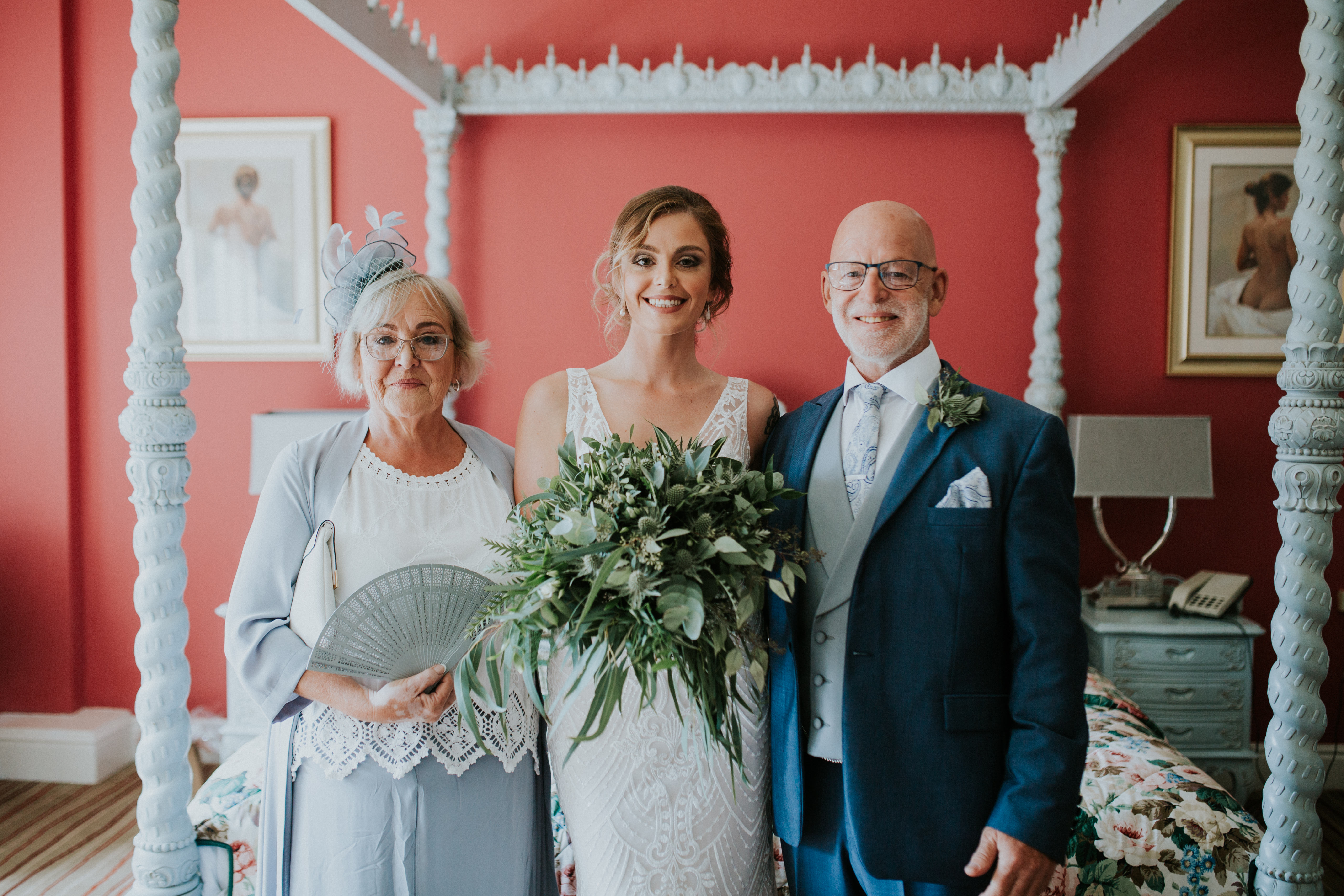 bride and parents 