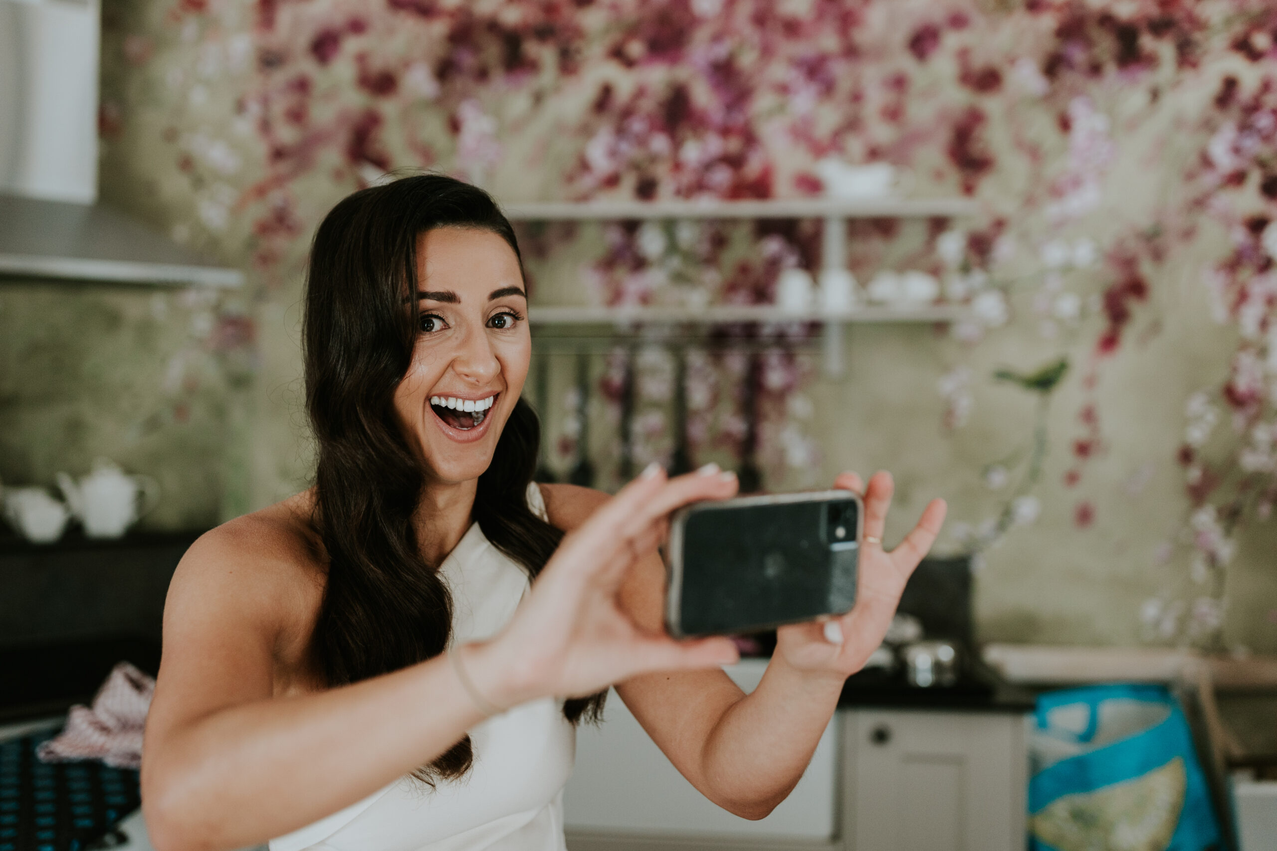 Maid of honour smiling 